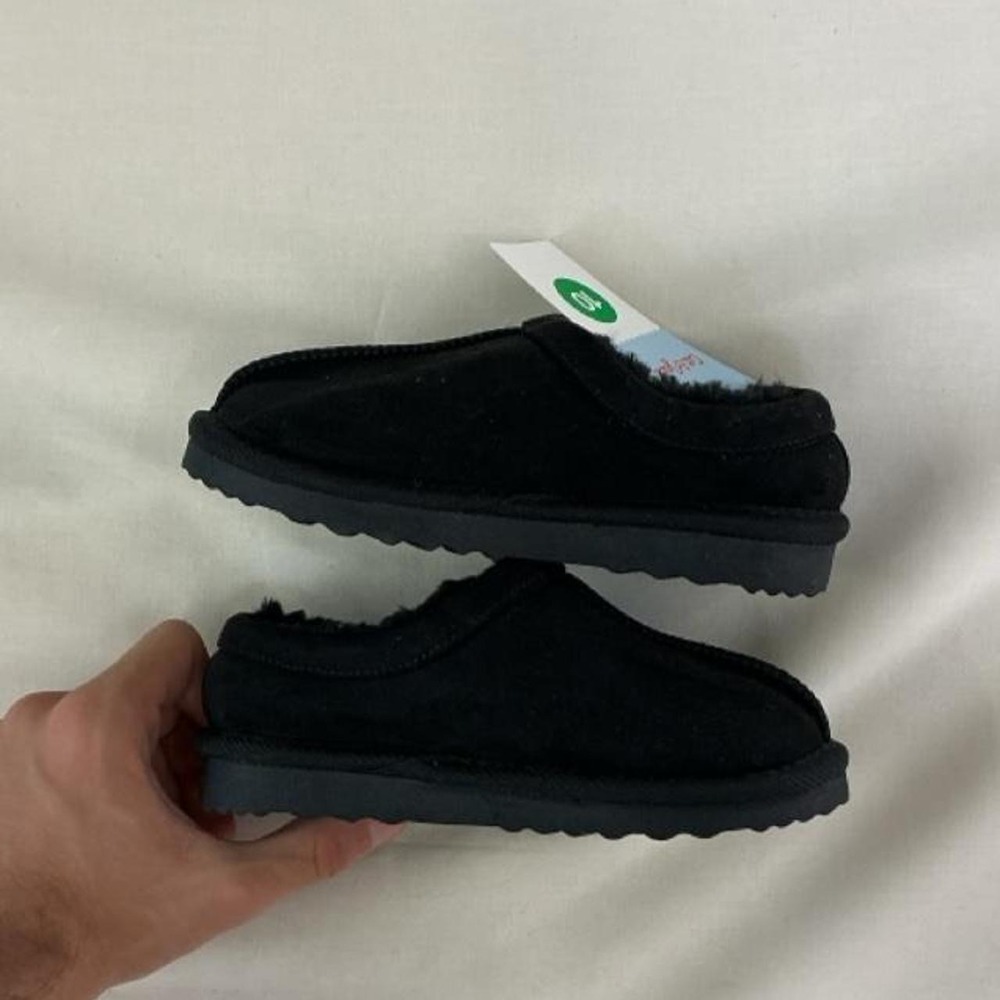 Adorable Cat & Jack black cozy slippers for kids